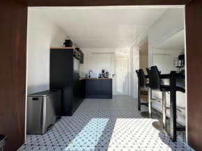 Boardinghouse 44